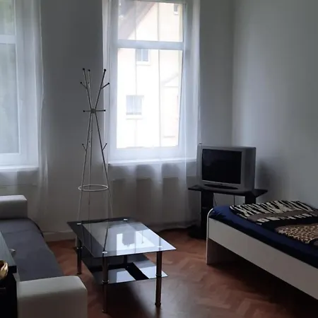 Apartament -fairmieten-leipzig De-preiswerte Naehe Bmw Fuer Monteure Messegaeste - Stralsunder Str